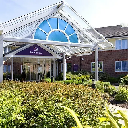 Premier Inn Birmingham South - Hall Green-2